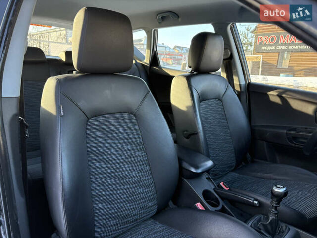 Чорний Кіа Сід, об'ємом двигуна 1.6 л та пробігом 220 тис. км за 6500 $, фото 47 на Automoto.ua