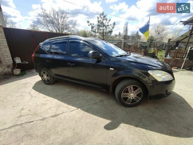 Черный Киа Сид, объемом двигателя 1.58 л и пробегом 298 тыс. км за 6900 $, фото 12 на Automoto.ua