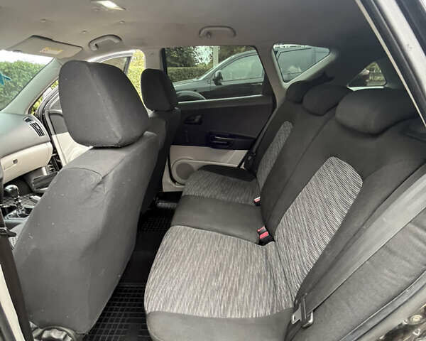 Чорний Кіа Сід, об'ємом двигуна 1.6 л та пробігом 240 тис. км за 6200 $, фото 7 на Automoto.ua