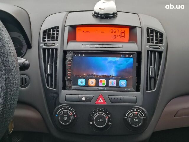 Чорний Кіа Сід, об'ємом двигуна 1.6 л та пробігом 261 тис. км за 6990 $, фото 13 на Automoto.ua