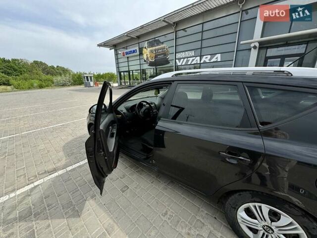 Черный Киа Сид, объемом двигателя 1.6 л и пробегом 235 тыс. км за 5300 $, фото 7 на Automoto.ua