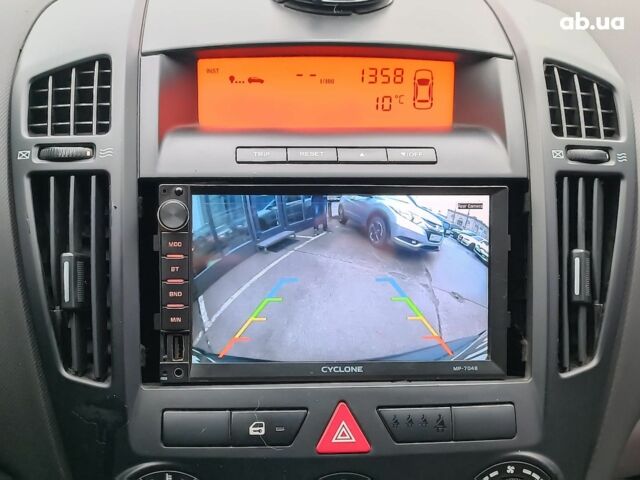 Чорний Кіа Сід, об'ємом двигуна 1.6 л та пробігом 261 тис. км за 6990 $, фото 23 на Automoto.ua