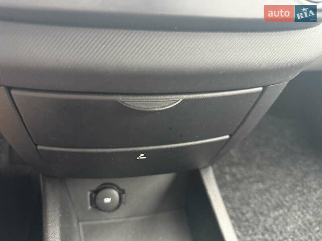 Черный Киа Сид, объемом двигателя 1.4 л и пробегом 204 тыс. км за 6350 $, фото 30 на Automoto.ua