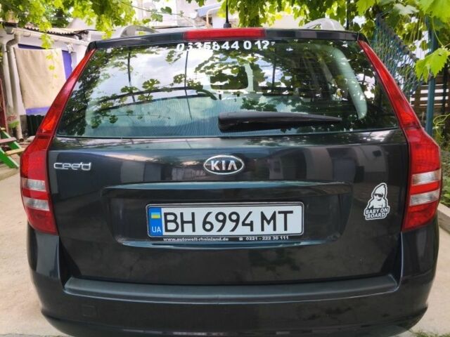 Черный Киа Сид, объемом двигателя 1.4 л и пробегом 190 тыс. км за 6300 $, фото 11 на Automoto.ua