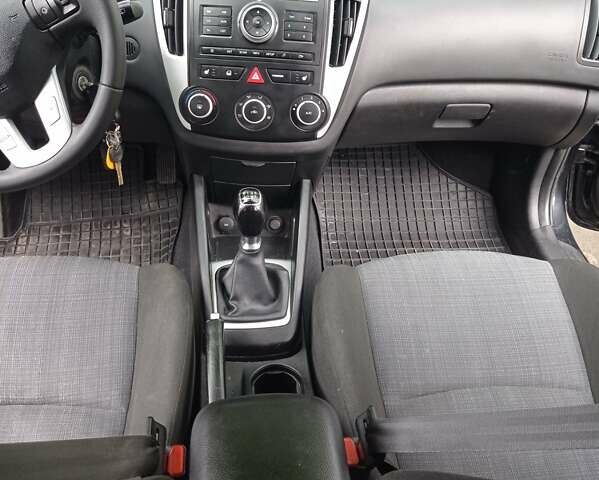 Черный Киа Сид, объемом двигателя 0 л и пробегом 167 тыс. км за 5999 $, фото 27 на Automoto.ua