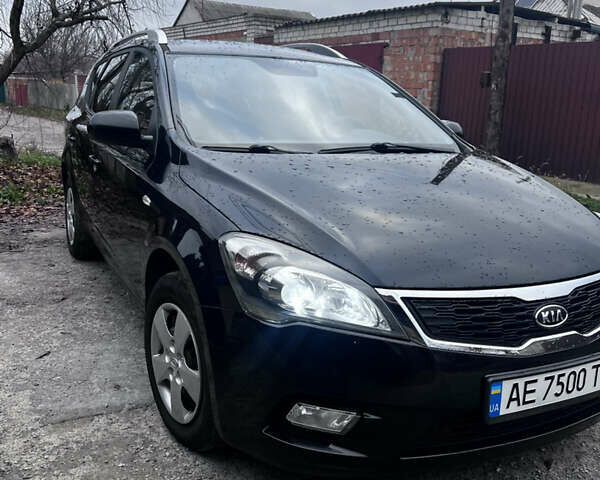Чорний Кіа Сід, об'ємом двигуна 1.59 л та пробігом 208 тис. км за 6499 $, фото 2 на Automoto.ua