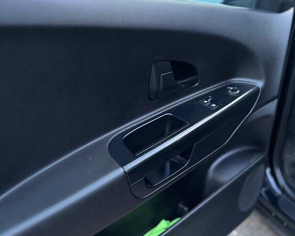 Киа Сид 2009 в Каменке на Automoto.ua Черный Киа Сид, объемом двигателя 1.58 л и пробегом 200 тыс. км за 6300 $, фото 9 на Automoto.ua