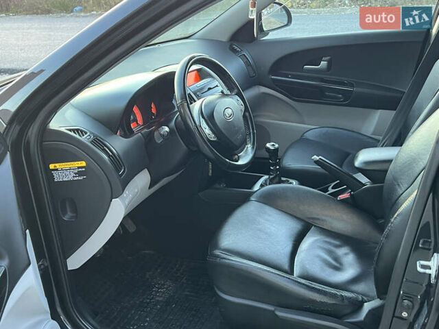 Киа Сид 2009 в Тернополе на Automoto.ua Черный Киа Сид, объемом двигателя 1.6 л и пробегом 239 тыс. км за 5499 $, фото 40 на Automoto.ua