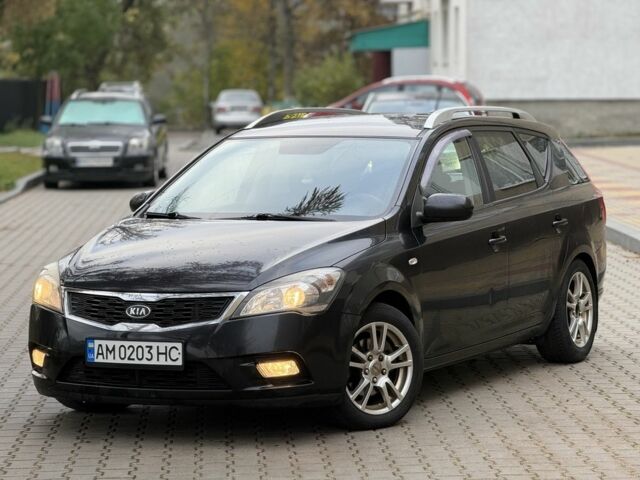 Киа Сид 2009 в Житомире на Automoto.ua Черный Киа Сид, объемом двигателя 1.6 л и пробегом 309 тыс. км за 5800 $, фото 4 на Automoto.ua