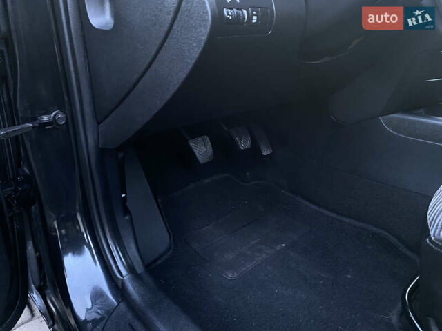 Чорний Кіа Сід, об'ємом двигуна 1.4 л та пробігом 207 тис. км за 5850 $, фото 44 на Automoto.ua