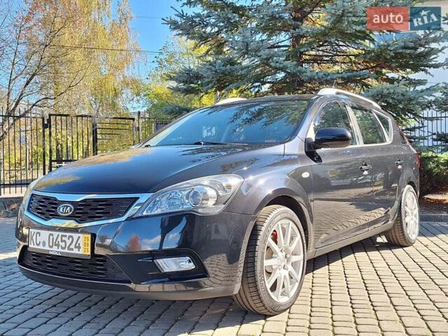 Черный Киа Сид, объемом двигателя 1.4 л и пробегом 210 тыс. км за 5300 $, фото 10 на Automoto.ua