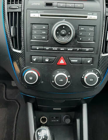 Кіа Сід 2009 у Чернігові на Automoto.ua Чорний Кіа Сід, об'ємом двигуна 1.4 л та пробігом 221 тис. км за 6999 $, фото 22 на Automoto.ua