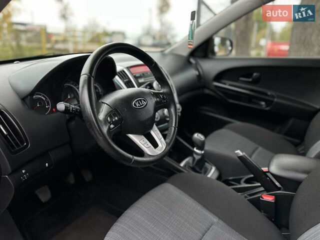 Киа Сид 2009 в Виннице на Automoto.ua Черный Киа Сид, объемом двигателя 1.6 л и пробегом 195 тыс. км за 7000 $, фото 26 на Automoto.ua