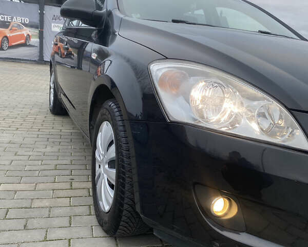 Черный Киа Сид, объемом двигателя 1.59 л и пробегом 177 тыс. км за 6200 $, фото 13 на Automoto.ua