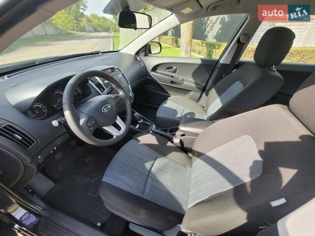 Чорний Кіа Сід, об'ємом двигуна 1.4 л та пробігом 212 тис. км за 6200 $, фото 11 на Automoto.ua