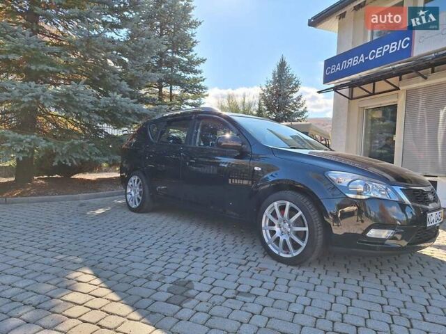 Черный Киа Сид, объемом двигателя 1.4 л и пробегом 210 тыс. км за 5300 $, фото 3 на Automoto.ua