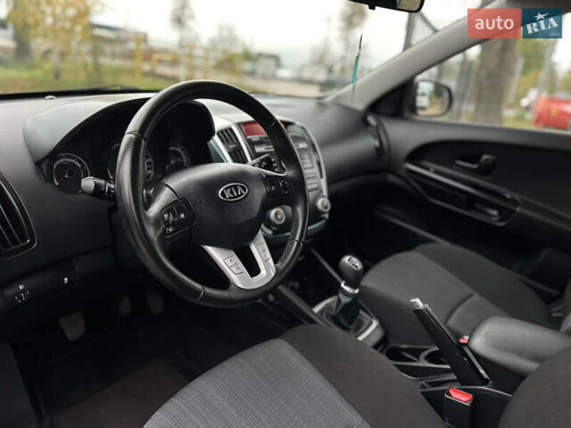 Киа Сид 2009 в Виннице на Automoto.ua Черный Киа Сид, объемом двигателя 1.6 л и пробегом 195 тыс. км за 7000 $, фото 25 на Automoto.ua