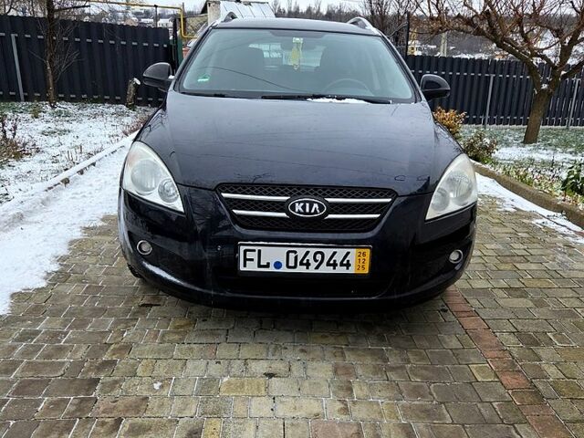 Черный Киа Сид, объемом двигателя 1.4 л и пробегом 158 тыс. км за 6000 $, фото 2 на Automoto.ua