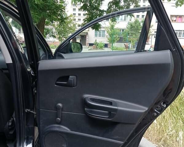 Черный Киа Сид, объемом двигателя 0 л и пробегом 167 тыс. км за 5999 $, фото 16 на Automoto.ua