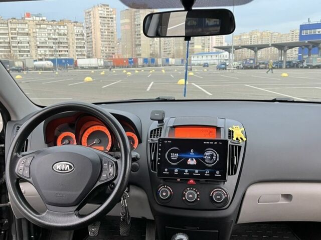Чорний Кіа Сід, об'ємом двигуна 1.4 л та пробігом 234 тис. км за 6000 $, фото 17 на Automoto.ua