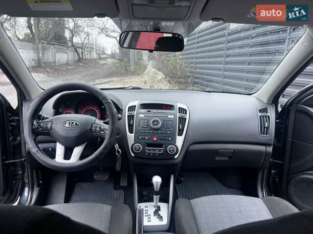 Чорний Кіа Сід, об'ємом двигуна 1.59 л та пробігом 208 тис. км за 6499 $, фото 13 на Automoto.ua