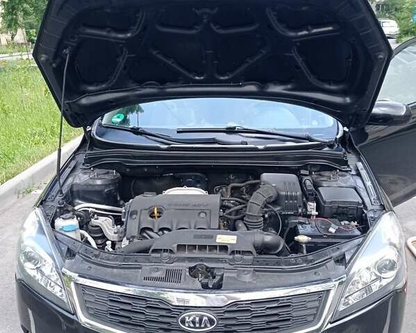 Черный Киа Сид, объемом двигателя 0 л и пробегом 167 тыс. км за 5999 $, фото 39 на Automoto.ua