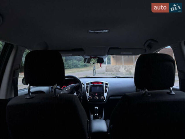 Киа Сид 2009 в Каменке на Automoto.ua Черный Киа Сид, объемом двигателя 1.58 л и пробегом 200 тыс. км за 6300 $, фото 15 на Automoto.ua
