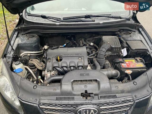 Черный Киа Сид, объемом двигателя 1.4 л и пробегом 213 тыс. км за 5000 $, фото 11 на Automoto.ua