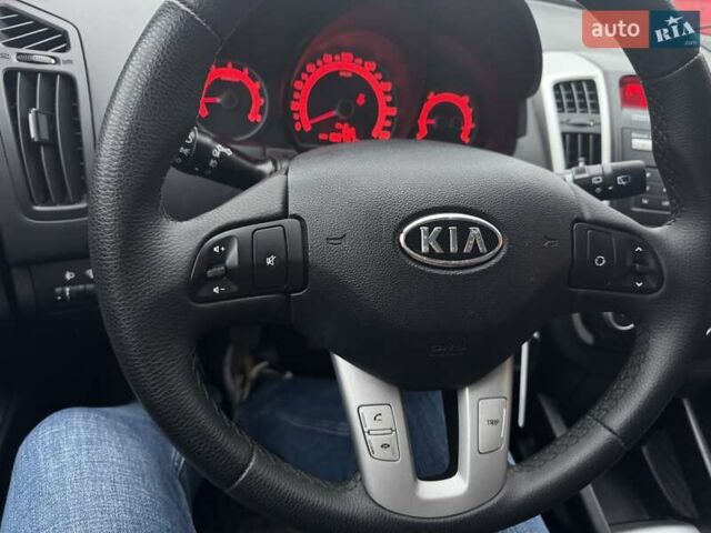 Черный Киа Сид, объемом двигателя 1.4 л и пробегом 167 тыс. км за 5999 $, фото 26 на Automoto.ua