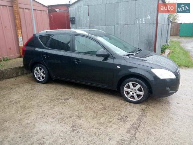 Черный Киа Сид, объемом двигателя 1.4 л и пробегом 170 тыс. км за 5350 $, фото 2 на Automoto.ua