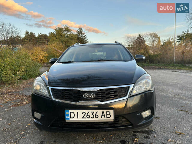 Киа Сид 2009 в Бродах на Automoto.ua Черный Киа Сид, объемом двигателя 1.59 л и пробегом 321 тыс. км за 5700 $, фото 1 на Automoto.ua