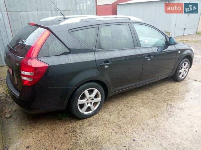 Черный Киа Сид, объемом двигателя 1.4 л и пробегом 170 тыс. км за 5350 $, фото 4 на Automoto.ua