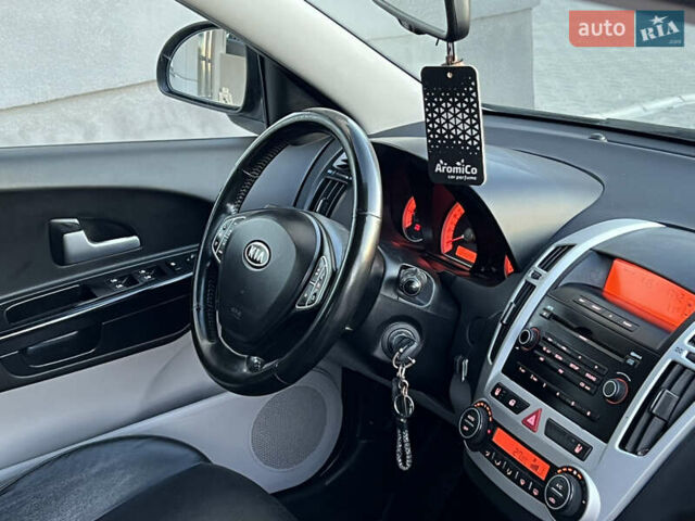 Киа Сид 2009 в Тернополе на Automoto.ua Черный Киа Сид, объемом двигателя 1.6 л и пробегом 239 тыс. км за 5499 $, фото 65 на Automoto.ua