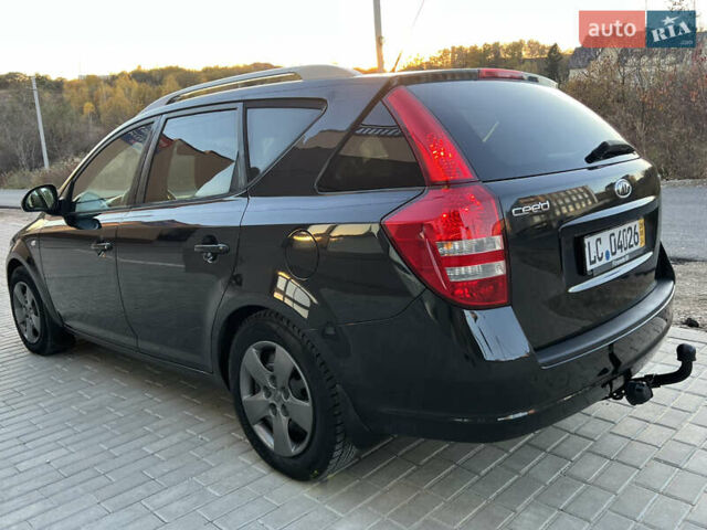 Киа Сид 2009 в Тернополе на Automoto.ua Черный Киа Сид, объемом двигателя 1.6 л и пробегом 239 тыс. км за 5499 $, фото 14 на Automoto.ua