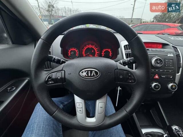 Черный Киа Сид, объемом двигателя 1.4 л и пробегом 167 тыс. км за 5999 $, фото 24 на Automoto.ua