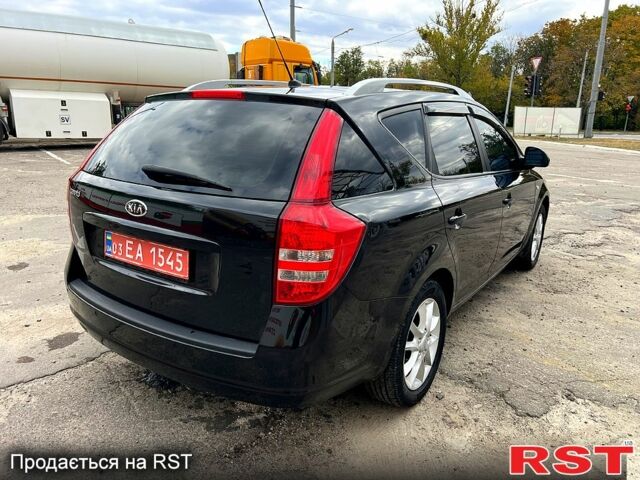 Черный Киа Сид, объемом двигателя 1.6 л и пробегом 197 тыс. км за 6100 $, фото 4 на Automoto.ua