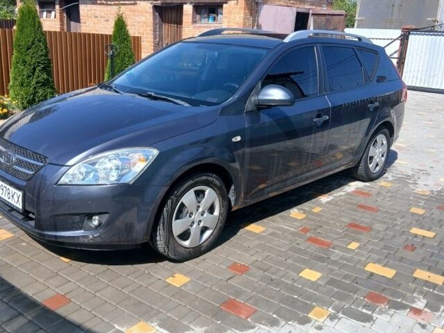 Черный Киа Сид, объемом двигателя 1.4 л и пробегом 62 тыс. км за 6700 $, фото 3 на Automoto.ua