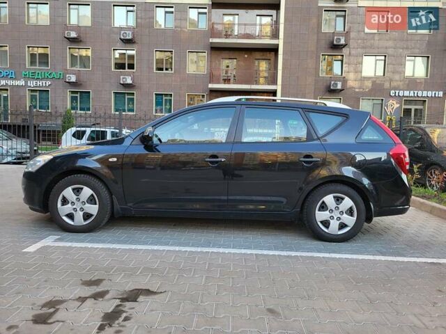 Черный Киа Сид, объемом двигателя 1.4 л и пробегом 177 тыс. км за 6555 $, фото 2 на Automoto.ua