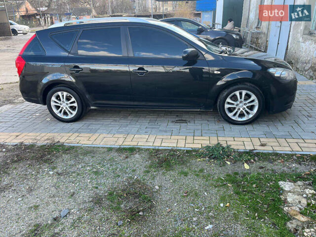 Черный Киа Сид, объемом двигателя 1.6 л и пробегом 285 тыс. км за 6100 $, фото 8 на Automoto.ua