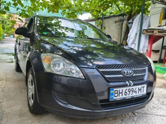 Черный Киа Сид, объемом двигателя 1.4 л и пробегом 190 тыс. км за 6300 $, фото 2 на Automoto.ua