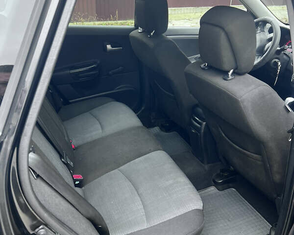 Чорний Кіа Сід, об'ємом двигуна 1.59 л та пробігом 208 тис. км за 6499 $, фото 7 на Automoto.ua