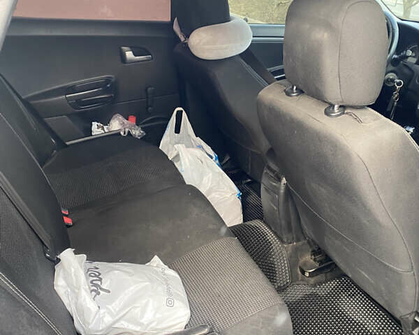 Чорний Кіа Сід, об'ємом двигуна 1.4 л та пробігом 241 тис. км за 5500 $, фото 10 на Automoto.ua