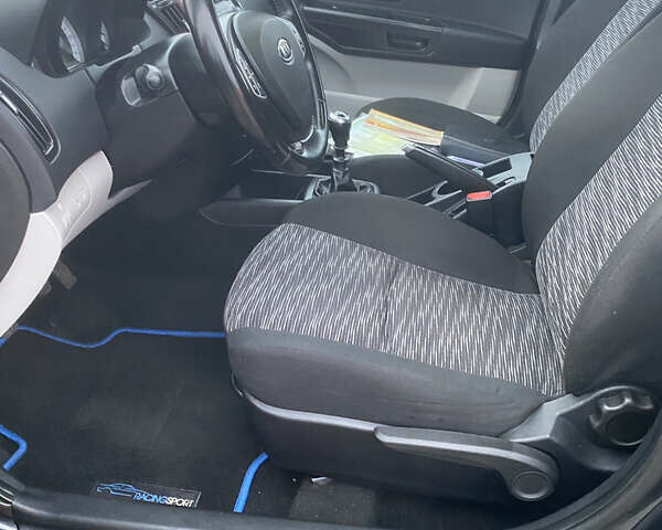 Чорний Кіа Сід, об'ємом двигуна 1.59 л та пробігом 177 тис. км за 6400 $, фото 20 на Automoto.ua