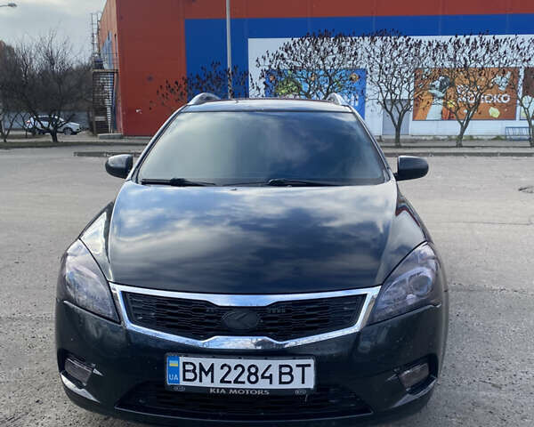 Чорний Кіа Сід, об'ємом двигуна 1.4 л та пробігом 241 тис. км за 5500 $, фото 4 на Automoto.ua