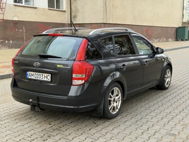 Киа Сид 2009 в Житомире на Automoto.ua Черный Киа Сид, объемом двигателя 1.6 л и пробегом 309 тыс. км за 5800 $, фото 5 на Automoto.ua