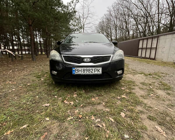 Чорний Кіа Сід, об'ємом двигуна 1.6 л та пробігом 286 тис. км за 6300 $, фото 5 на Automoto.ua