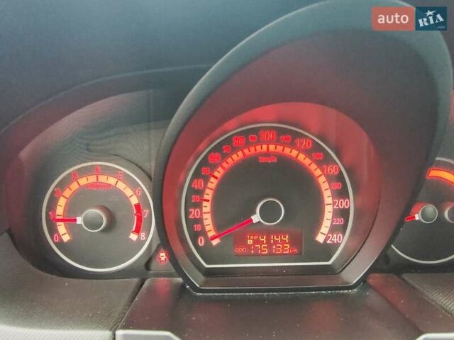 Черный Киа Сид, объемом двигателя 1.4 л и пробегом 175 тыс. км за 7500 $, фото 16 на Automoto.ua