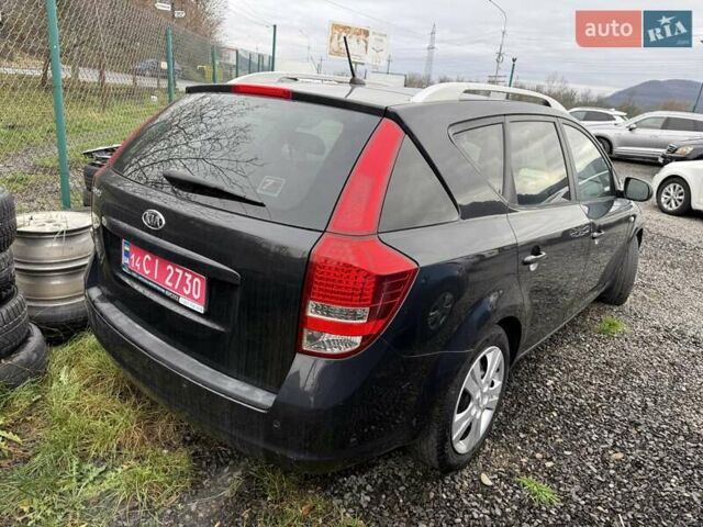 Черный Киа Сид, объемом двигателя 1.4 л и пробегом 220 тыс. км за 5950 $, фото 5 на Automoto.ua