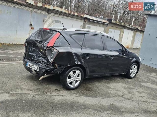 Черный Киа Сид, объемом двигателя 1.58 л и пробегом 200 тыс. км за 3600 $, фото 6 на Automoto.ua