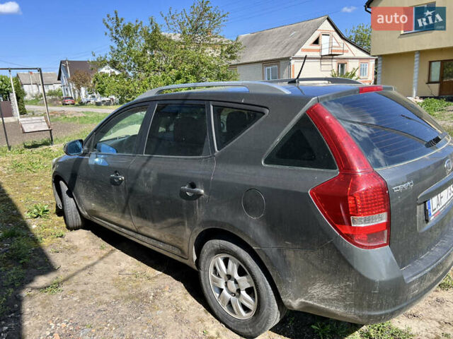 Черный Киа Сид, объемом двигателя 0 л и пробегом 263 тыс. км за 3100 $, фото 2 на Automoto.ua